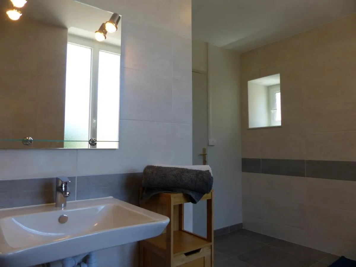 Gite Paisible Face A L'Eglise, Ideal Pour Familles Et Amis, Equipe Tout Confort, Pres De La Nature - Fr-1-489-416 Fourilles France