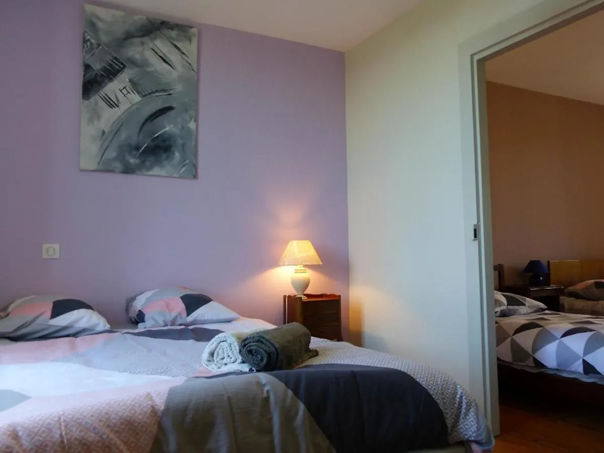 Holiday home Gite Paisible Face A L'Eglise, Ideal Pour Familles Et Amis, Equipe Tout Confort, Pres De La Nature - Fr-1-489-416 Fourilles France